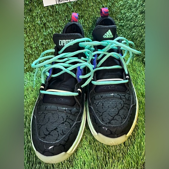 Adidas dame Lillard 1 size 9 - Picture 3 of 5